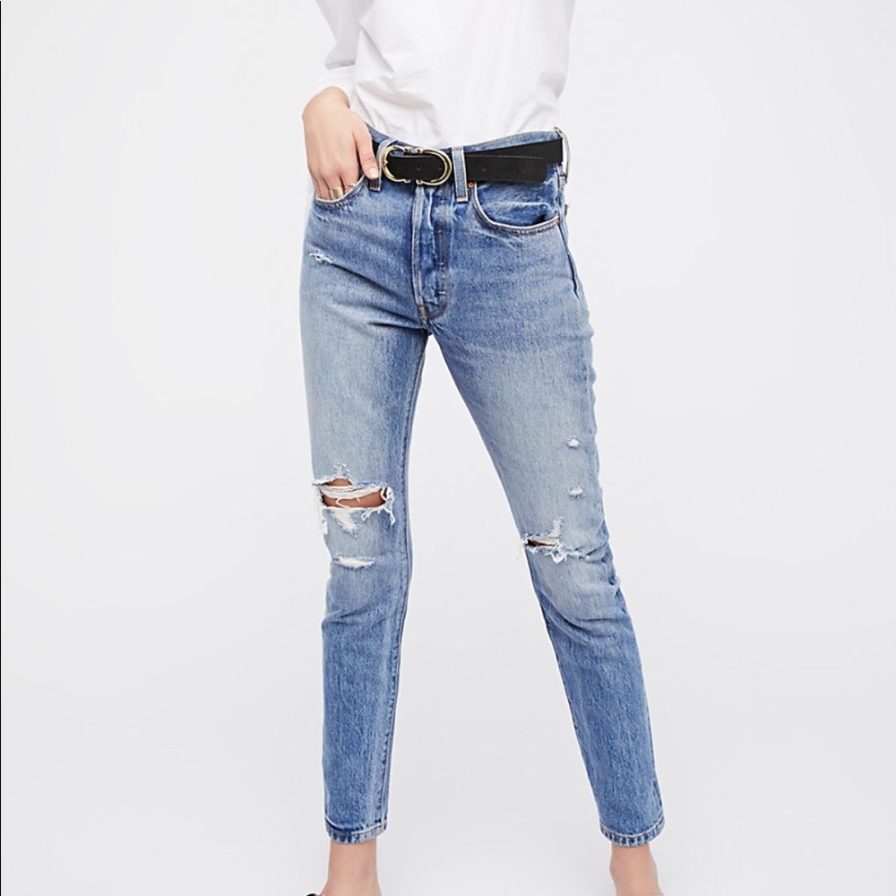 Levi’s 501 Medium Wash Jeans Size 25